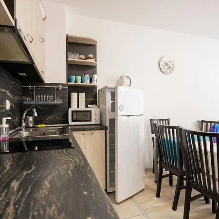 Apartment Marea 1 *