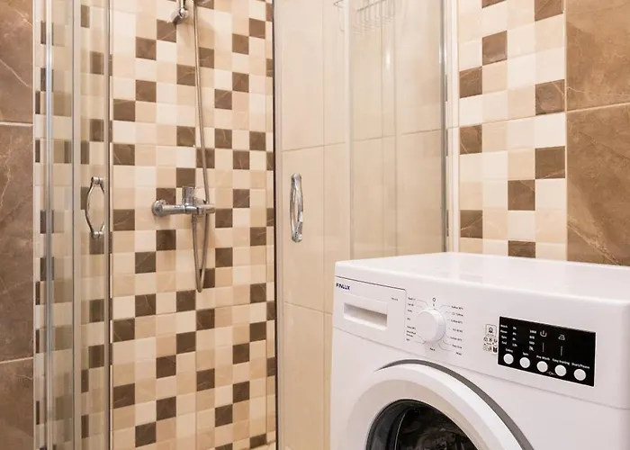 Marea 1 * Πομόριε